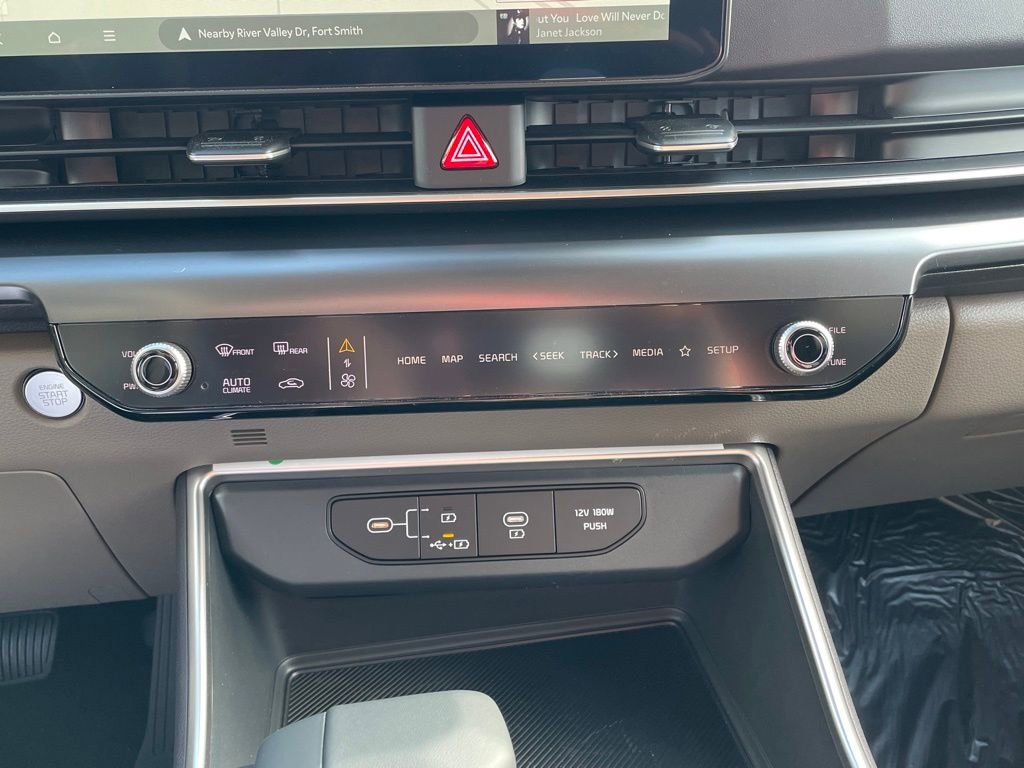 New 2026 Kia Carnival image 17