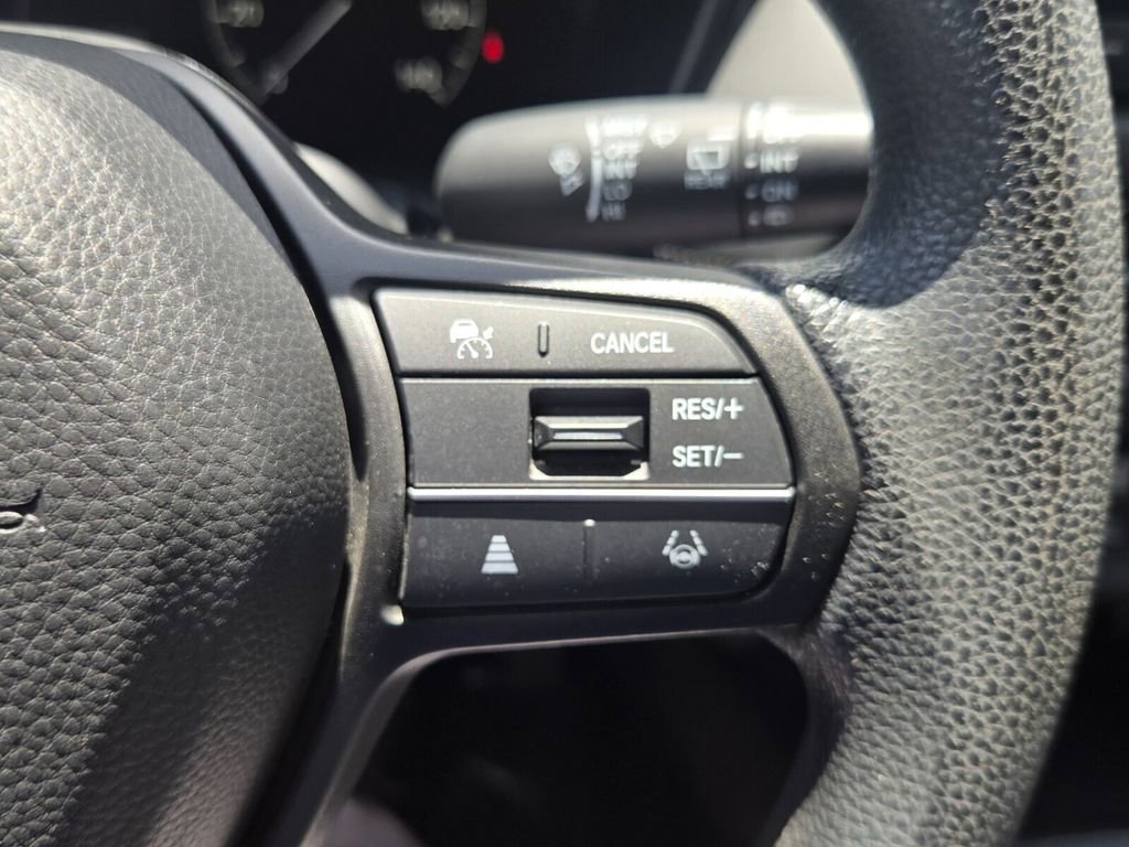 Certified 2023 Honda HR-V LX image 25
