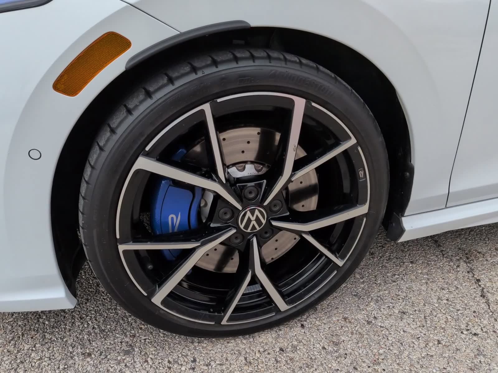 Used 2024 Volkswagen Golf R image 17