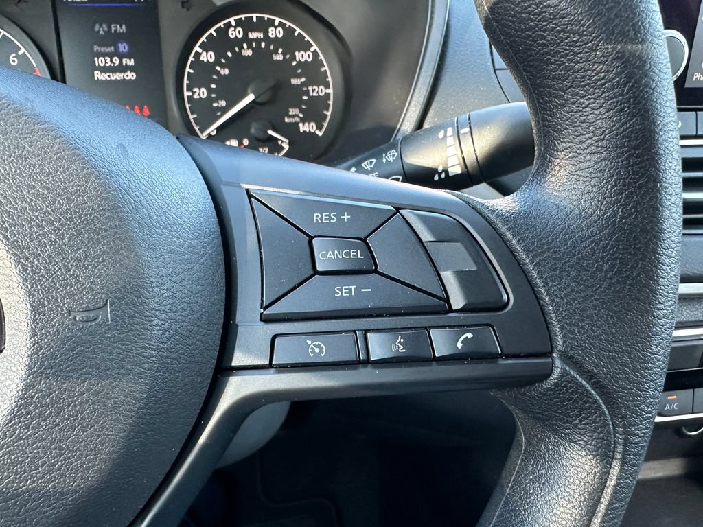 Used 2025 Nissan Altima 2.5 S FWD image 24