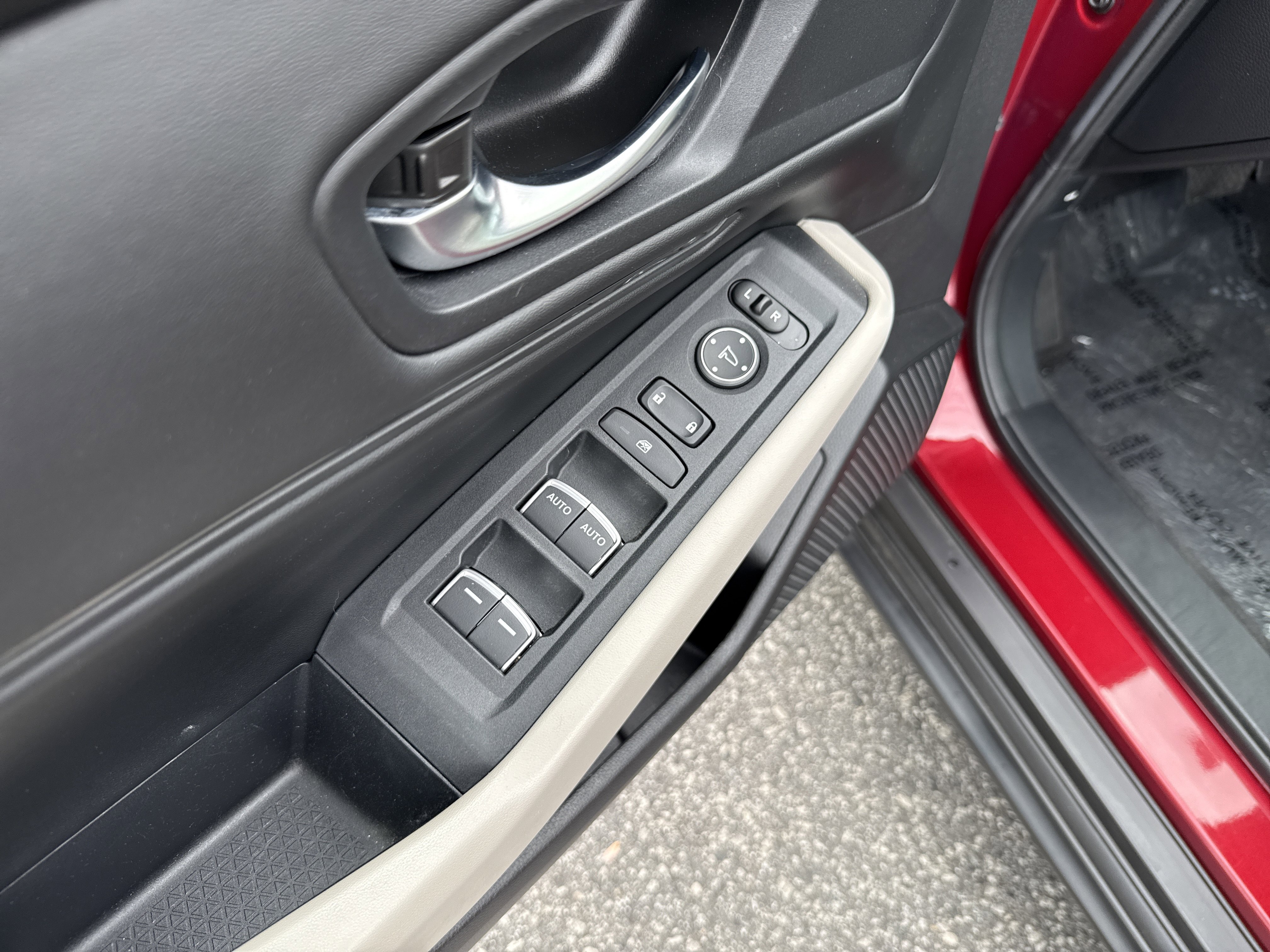 Certified 2023 Honda Accord EX image 15