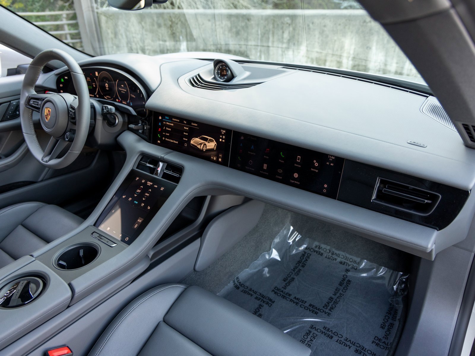 Used 2025 Porsche Taycan 4S image 57