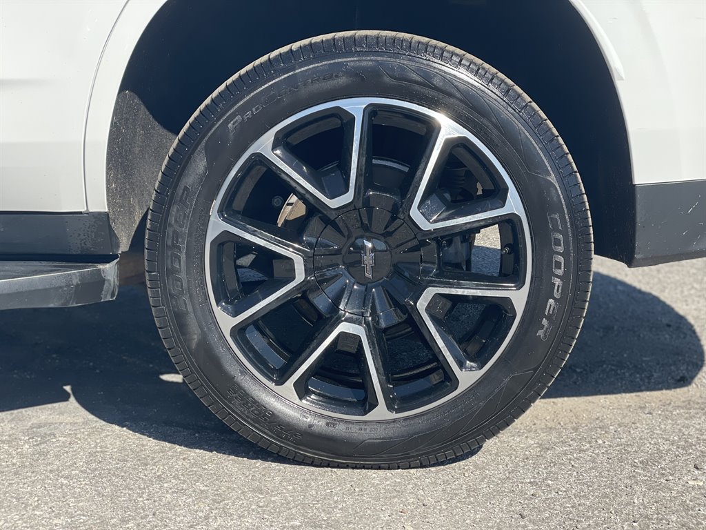 Used 2021 Chevrolet Tahoe RST AWD/4WD image 41