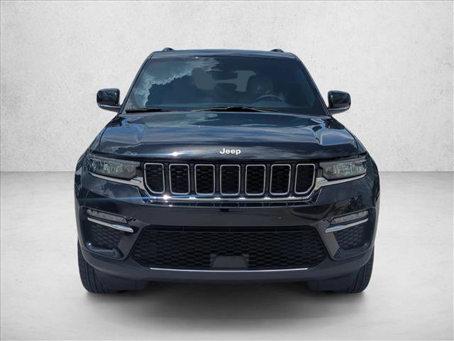 Used 2025 Jeep Grand Cherokee Limited RWD image 2