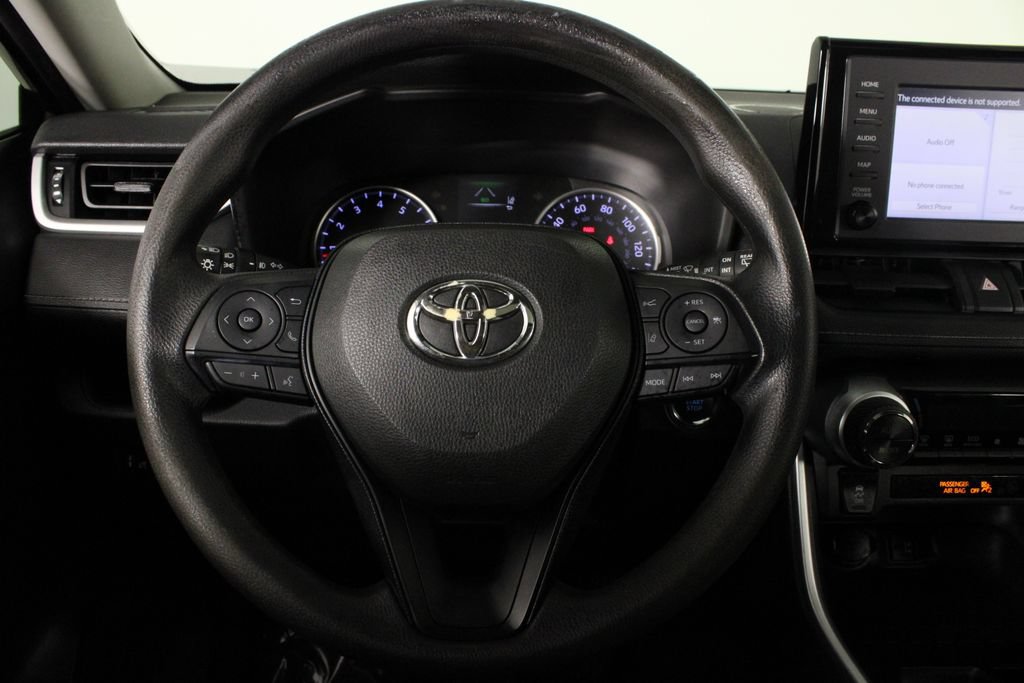 Used 2019 Toyota RAV4 XLE FWD image 9
