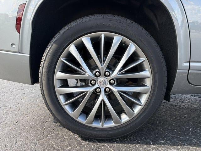 New 2026 Buick Enclave Avenir w/ Super Cruise Package FWD image 17