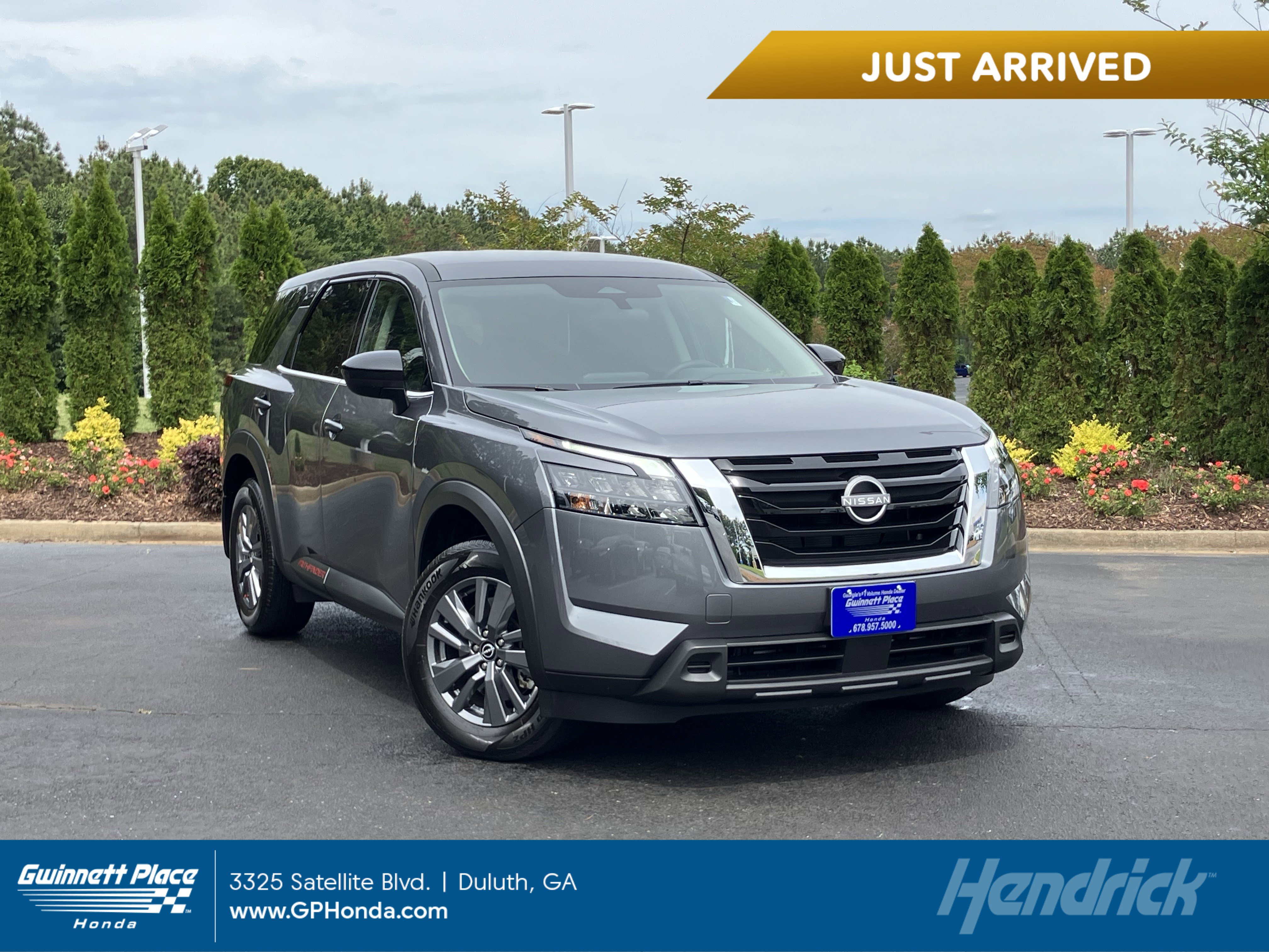 Used 2025 Nissan Pathfinder S