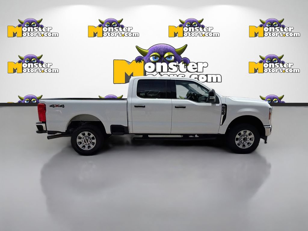 Used 2024 Ford F250 XLT AWD/4WD image 4
