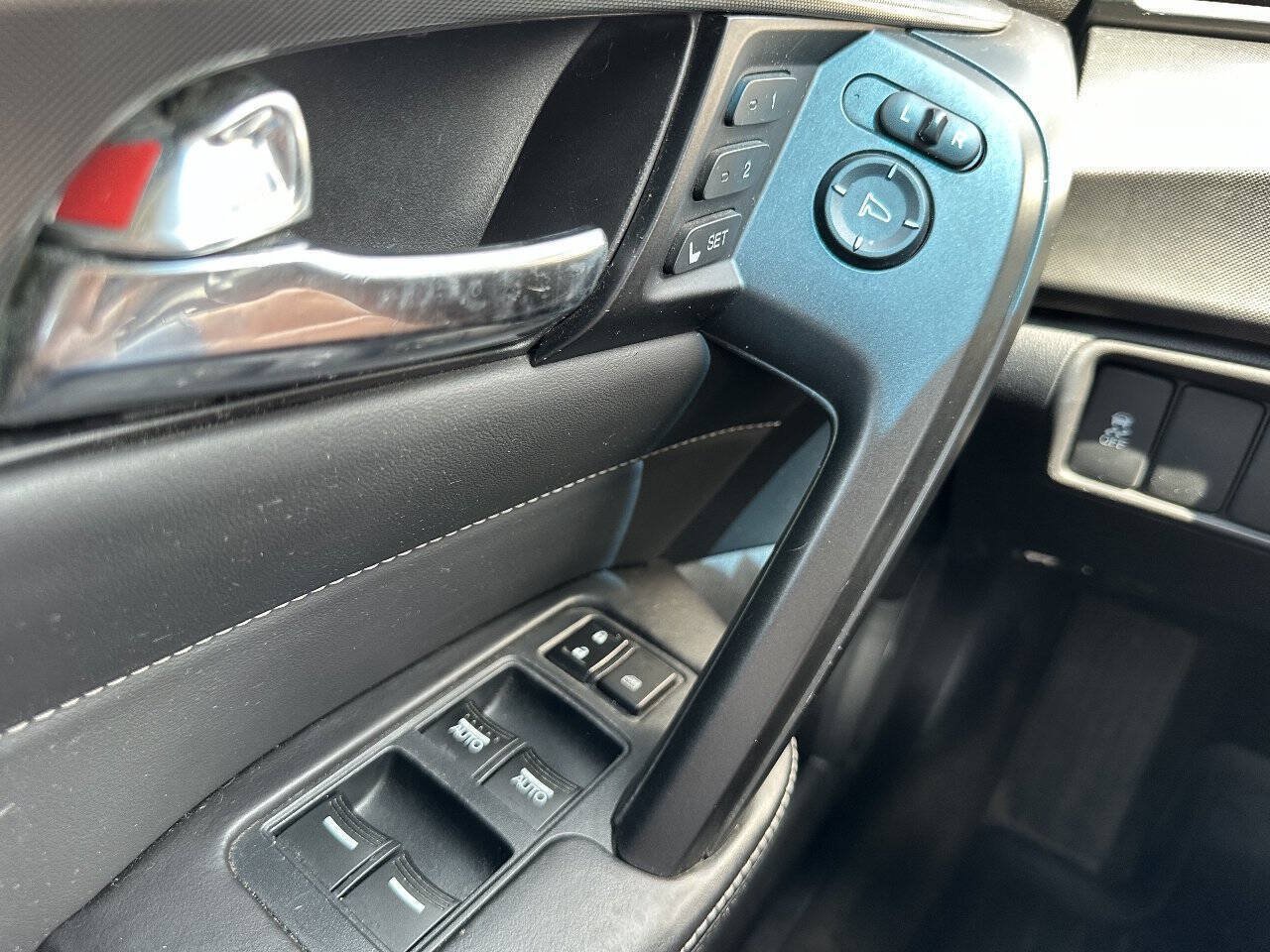 Used 2012 Acura TL w/ Technology Package AWD/4WD image 19