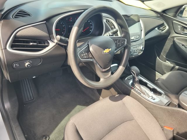 Used 2024 Chevrolet Malibu LT FWD image 12