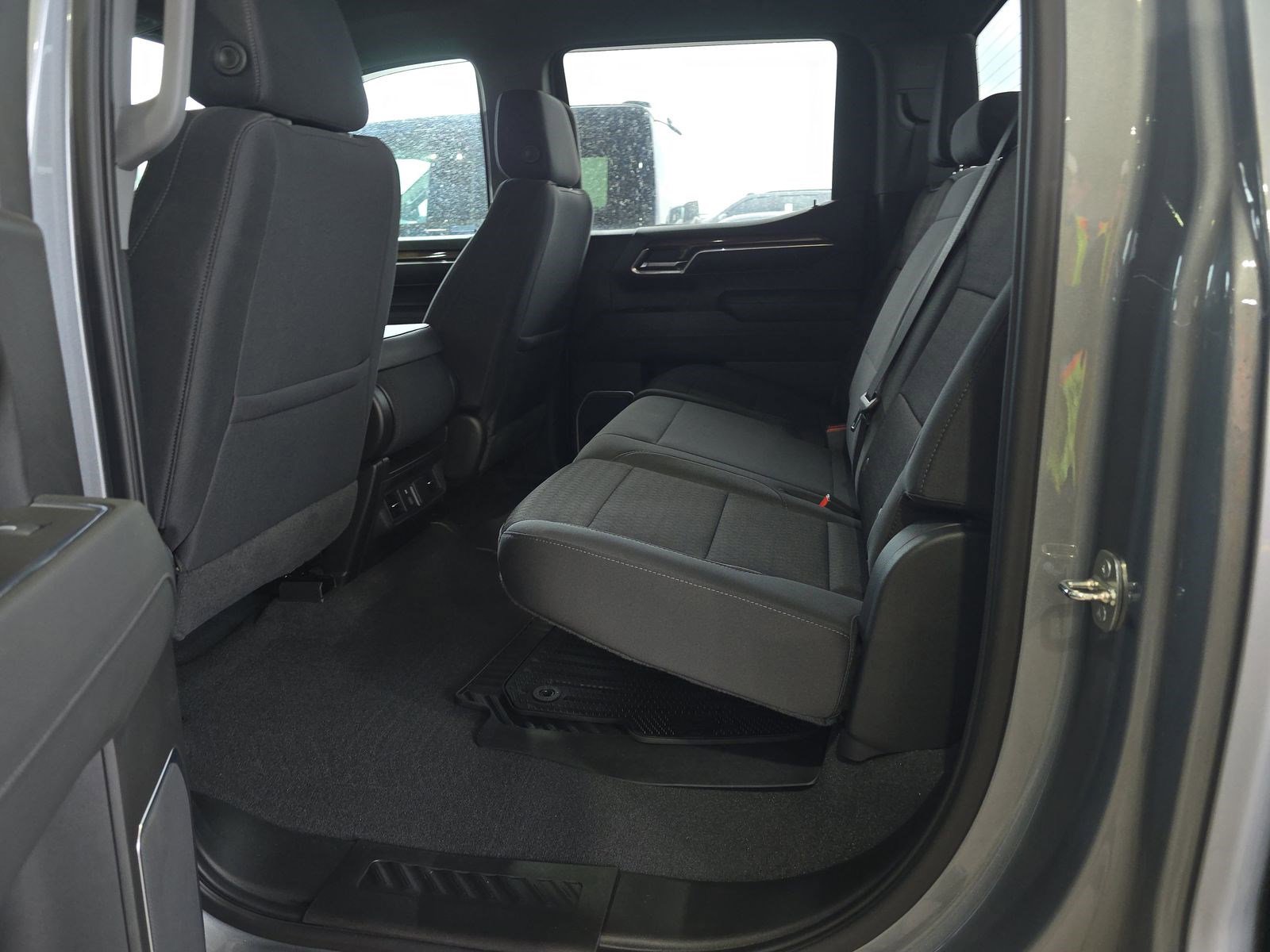 Used 2023 Chevrolet Silverado 1500 LT image 19