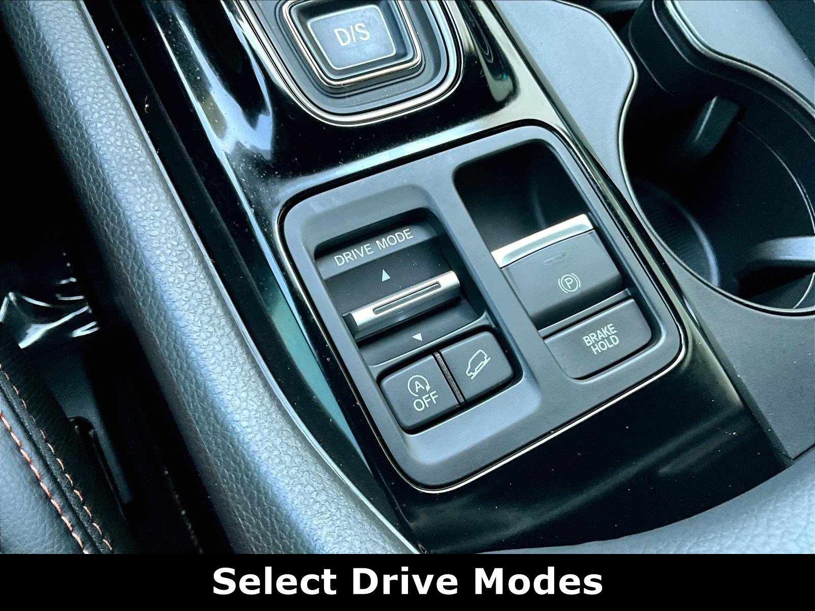 Used 2025 Honda Pilot TrailSport image 15