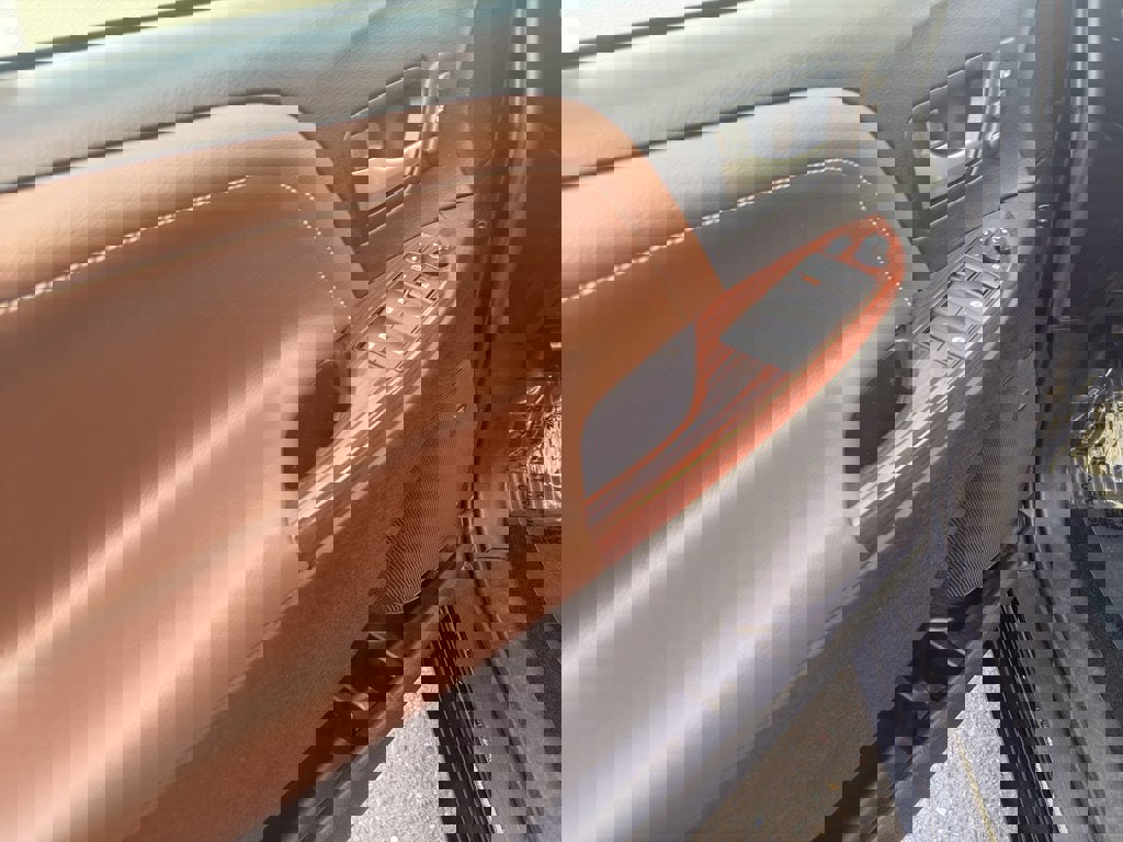 Used 2017 Toyota Sienna Limited Premium image 6