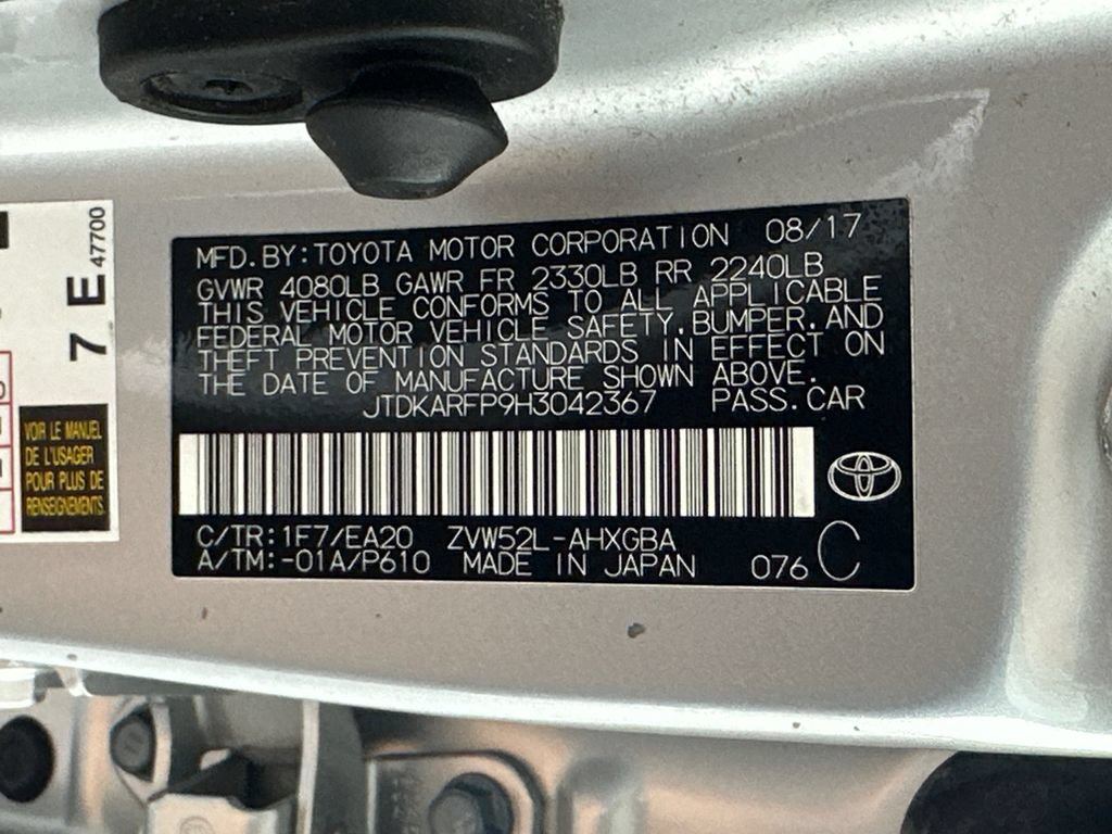 Used 2017 Toyota Prius Prime Advanced FWD image 32