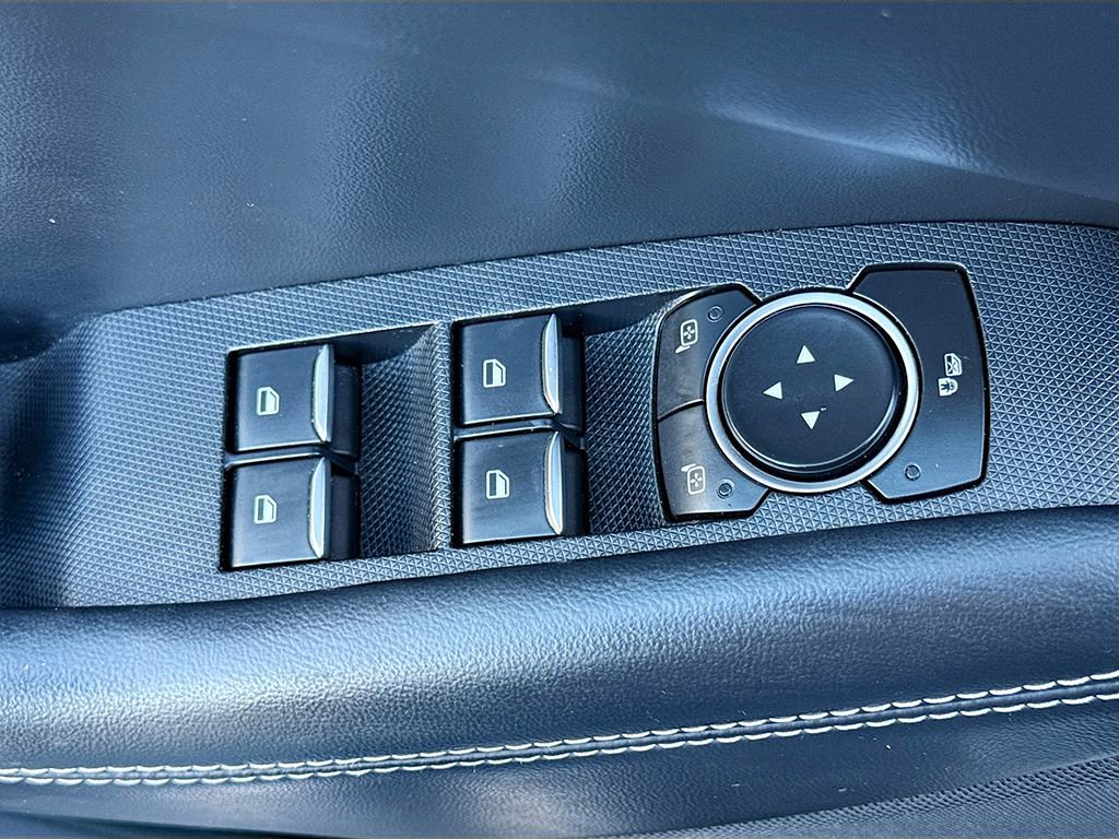 Used 2022 Ford Mustang Mach-E Select image 25