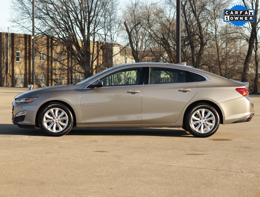 Used 2025 Chevrolet Malibu LT FWD image 4
