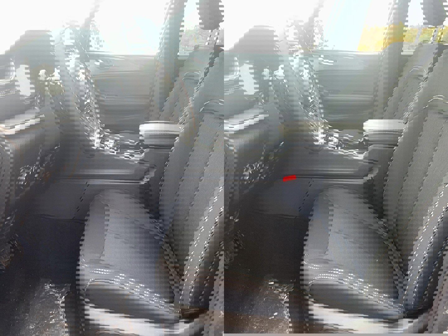 New 2025 Jeep Grand Cherokee Laredo X image 11