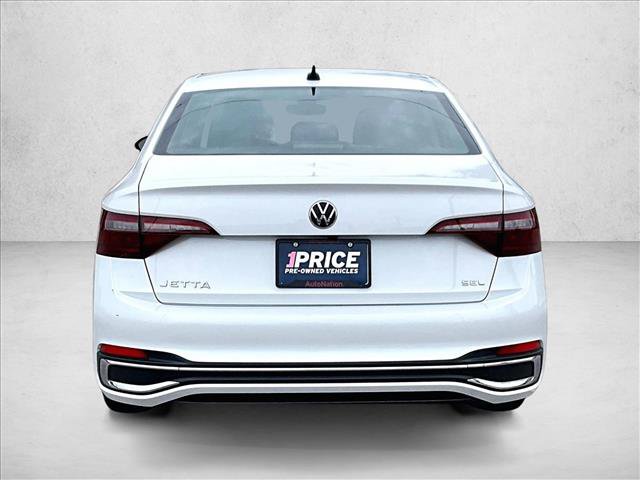 Used 2022 Volkswagen Jetta SEL FWD image 4