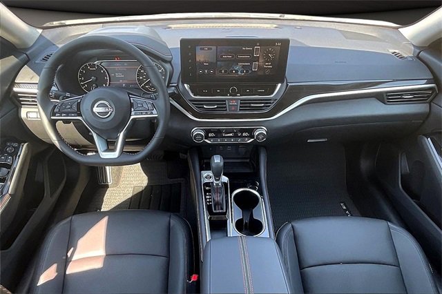 New 2025 Nissan Altima 2.5 SR w/ SR Premium Package image 5