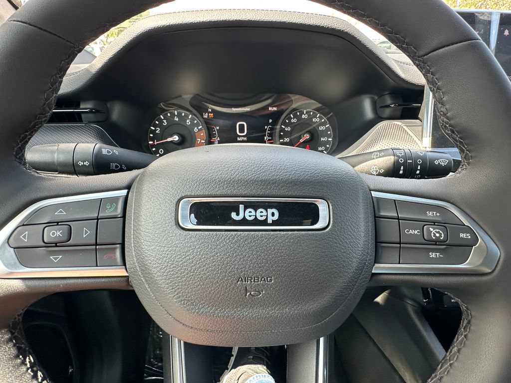 New 2026 Jeep Compass Latitude AWD/4WD image 18