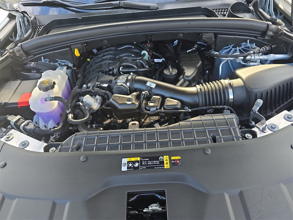 New 2025 Jeep Grand Cherokee Laredo image 31