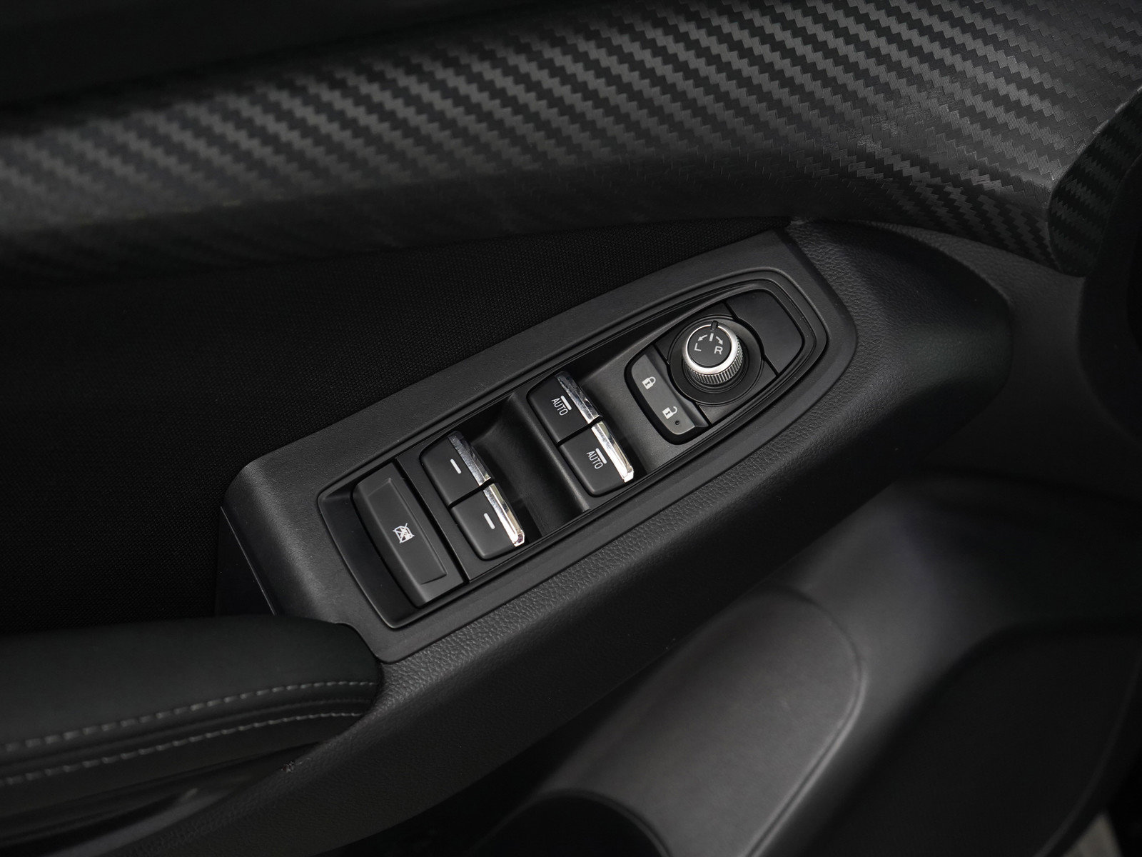 Used 2024 Subaru Ascent Premium w/ Convenience Package image 22