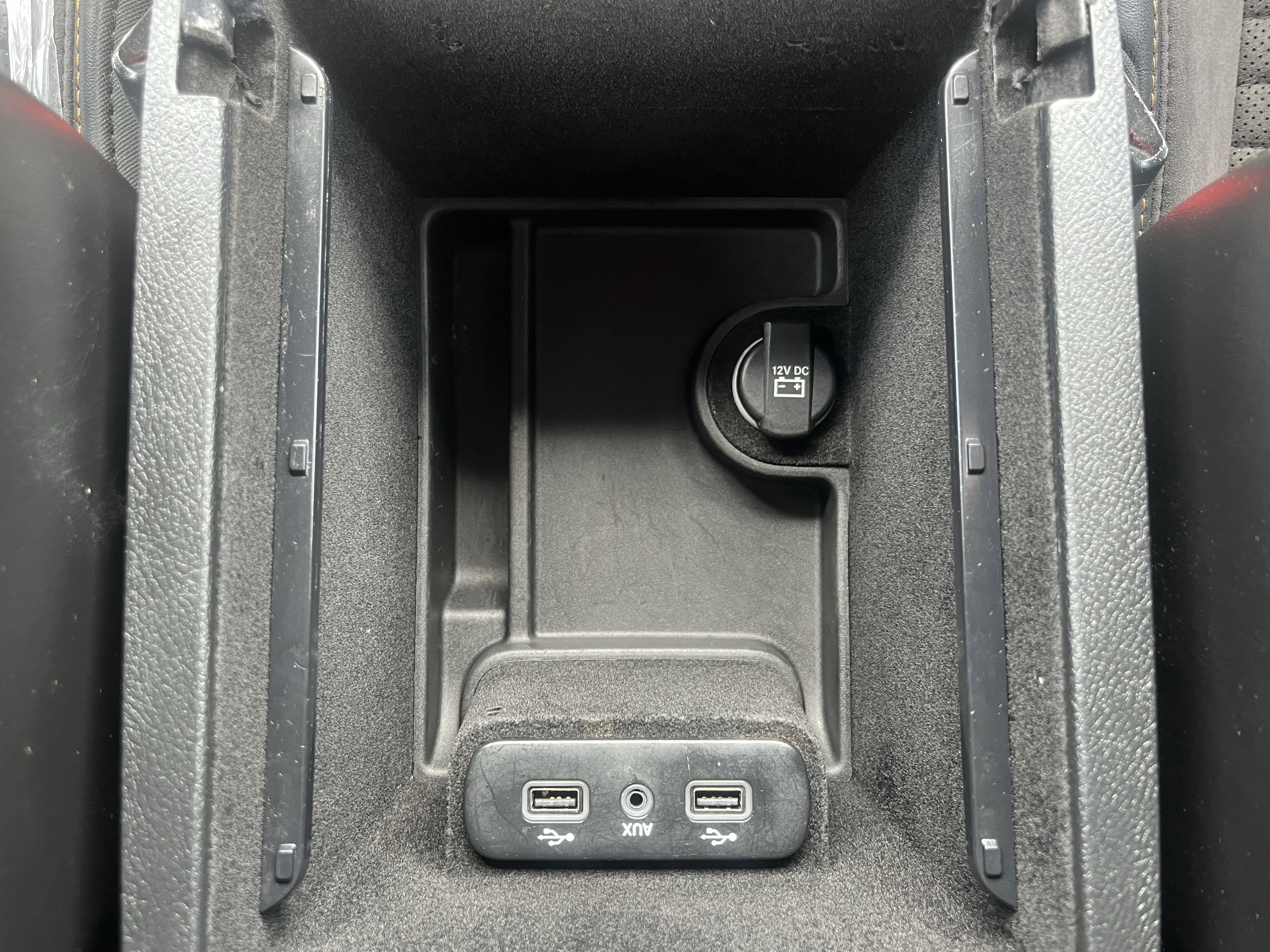 Used 2018 Dodge Charger R/T RWD image 29