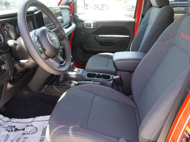 Used 2026 Jeep Wrangler Unlimited Rubicon AWD/4WD image 18
