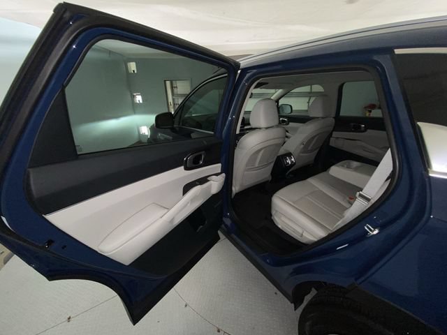 Used 2025 Kia Sorento S FWD image 22