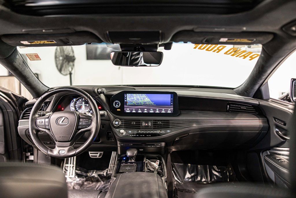 Used 2022 Lexus LS 500 F Sport w/ Accessory Package (Z1) image 37