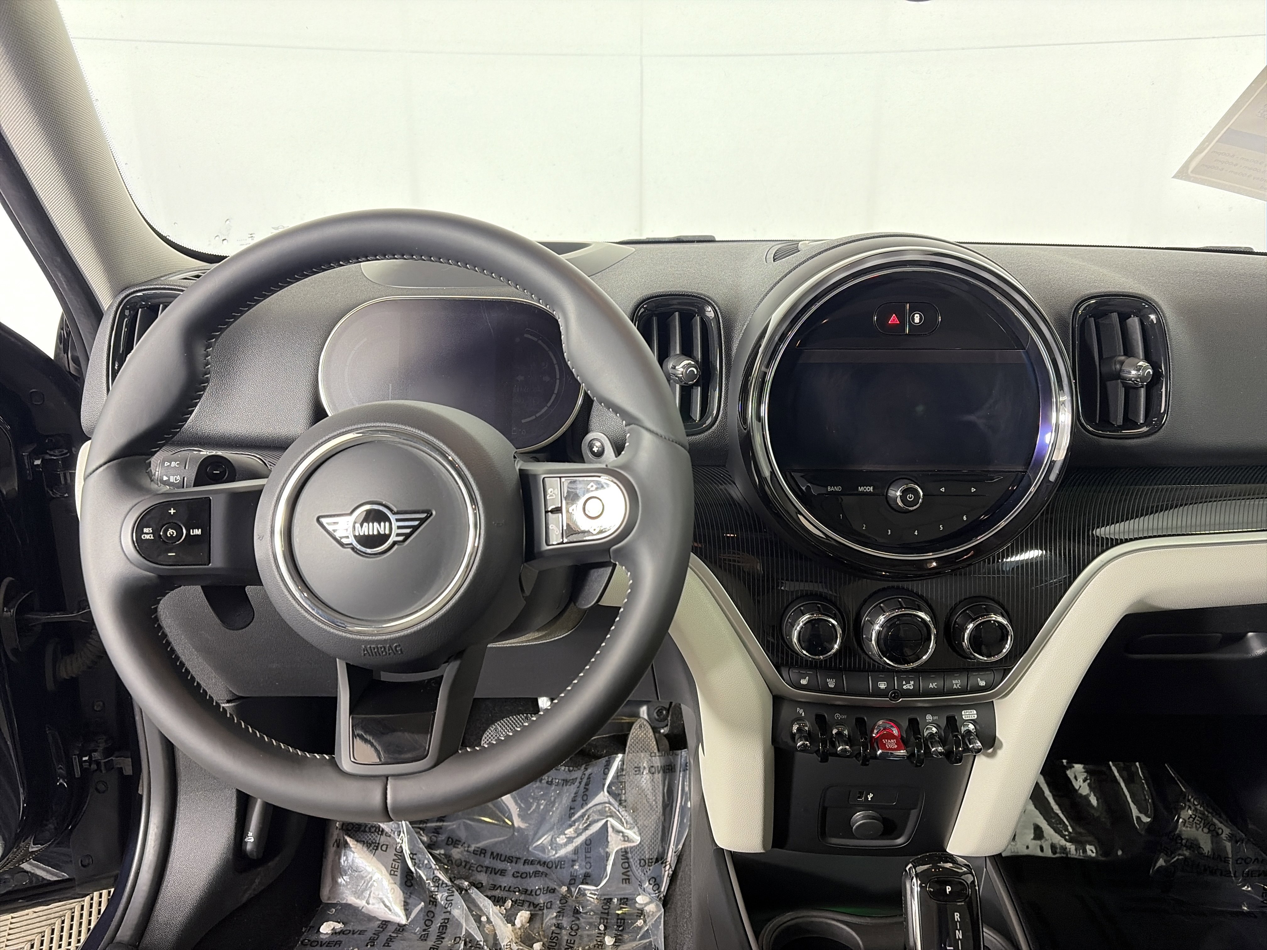 Used 2024 MINI Cooper Countryman S image 3