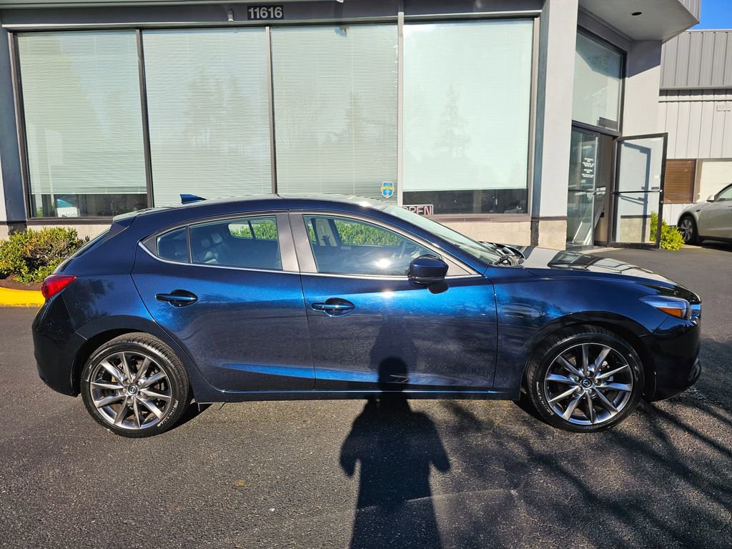 Used 2018 MAZDA MAZDA3 Touring image 8