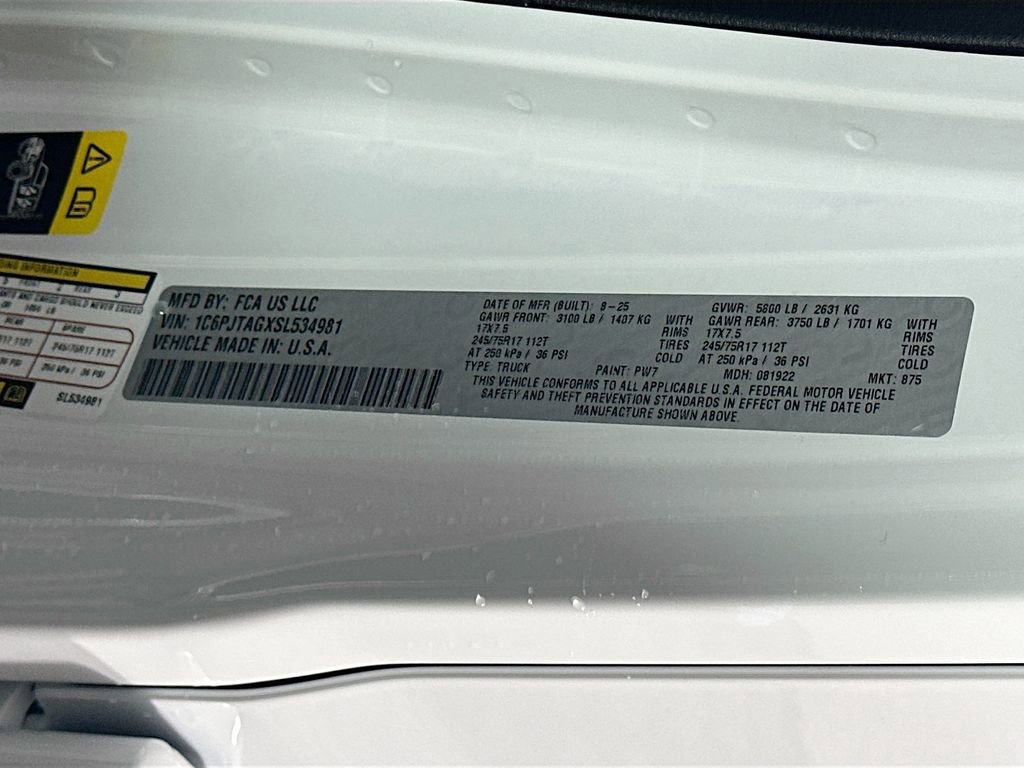 New 2025 Jeep Gladiator Sport AWD/4WD image 18