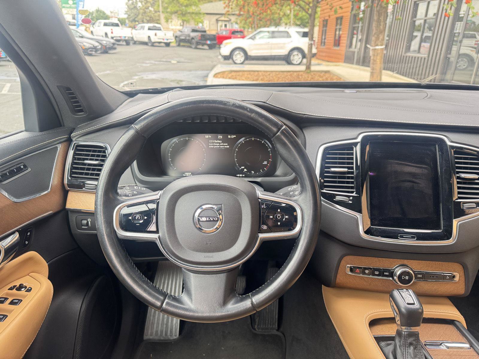 Used 2017 Volvo XC90 T6 Inscription w/ Vision Package AWD/4WD image 14