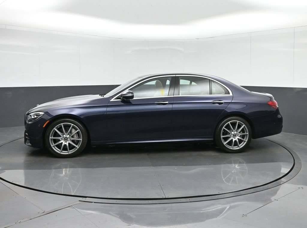 Used 2022 Mercedes-Benz E 350 Sedan w/ AMG Line Exterior image 4