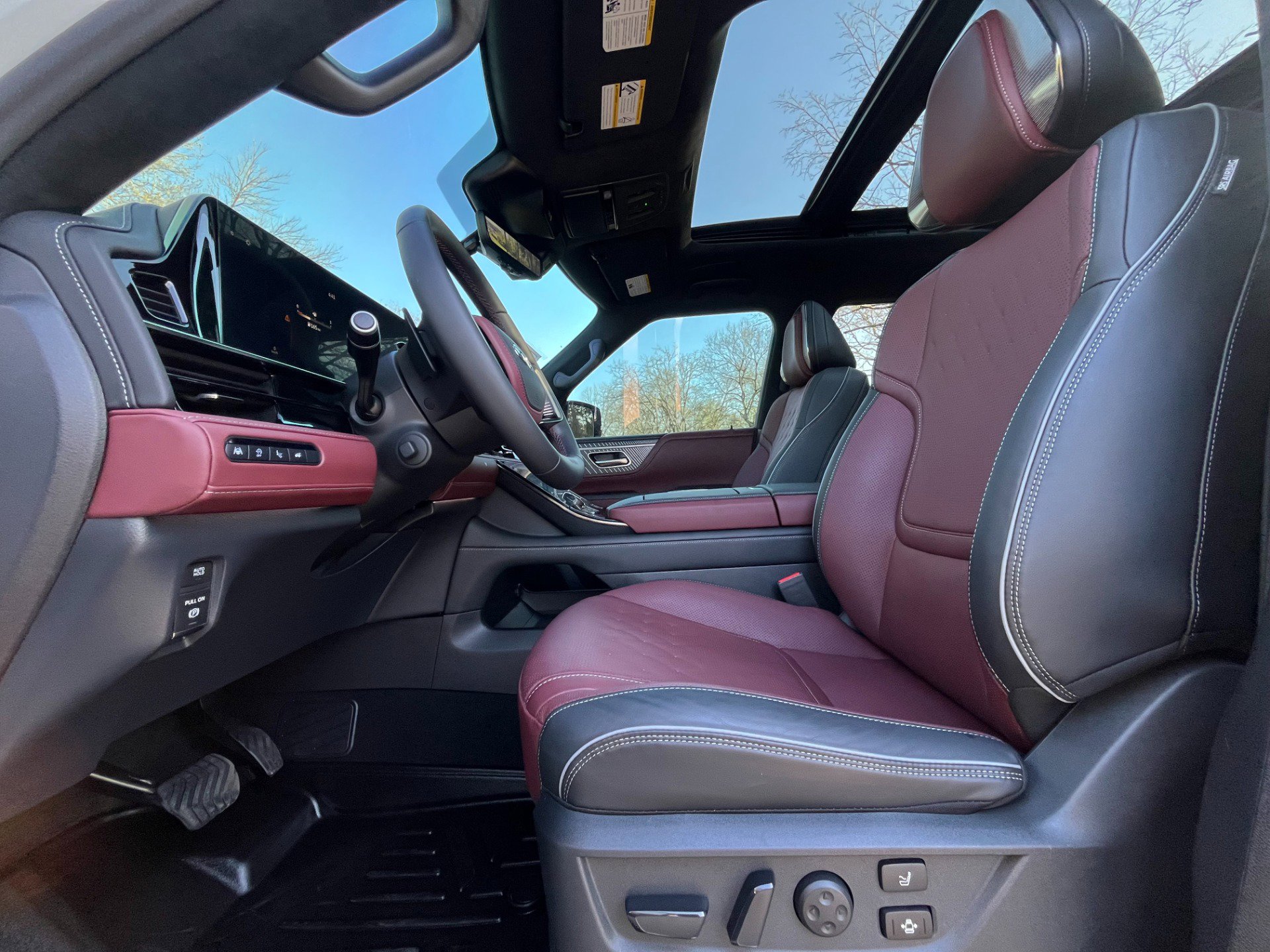 Used 2026 INFINITI QX80 Autograph w/ Premium Cargo Package image 9