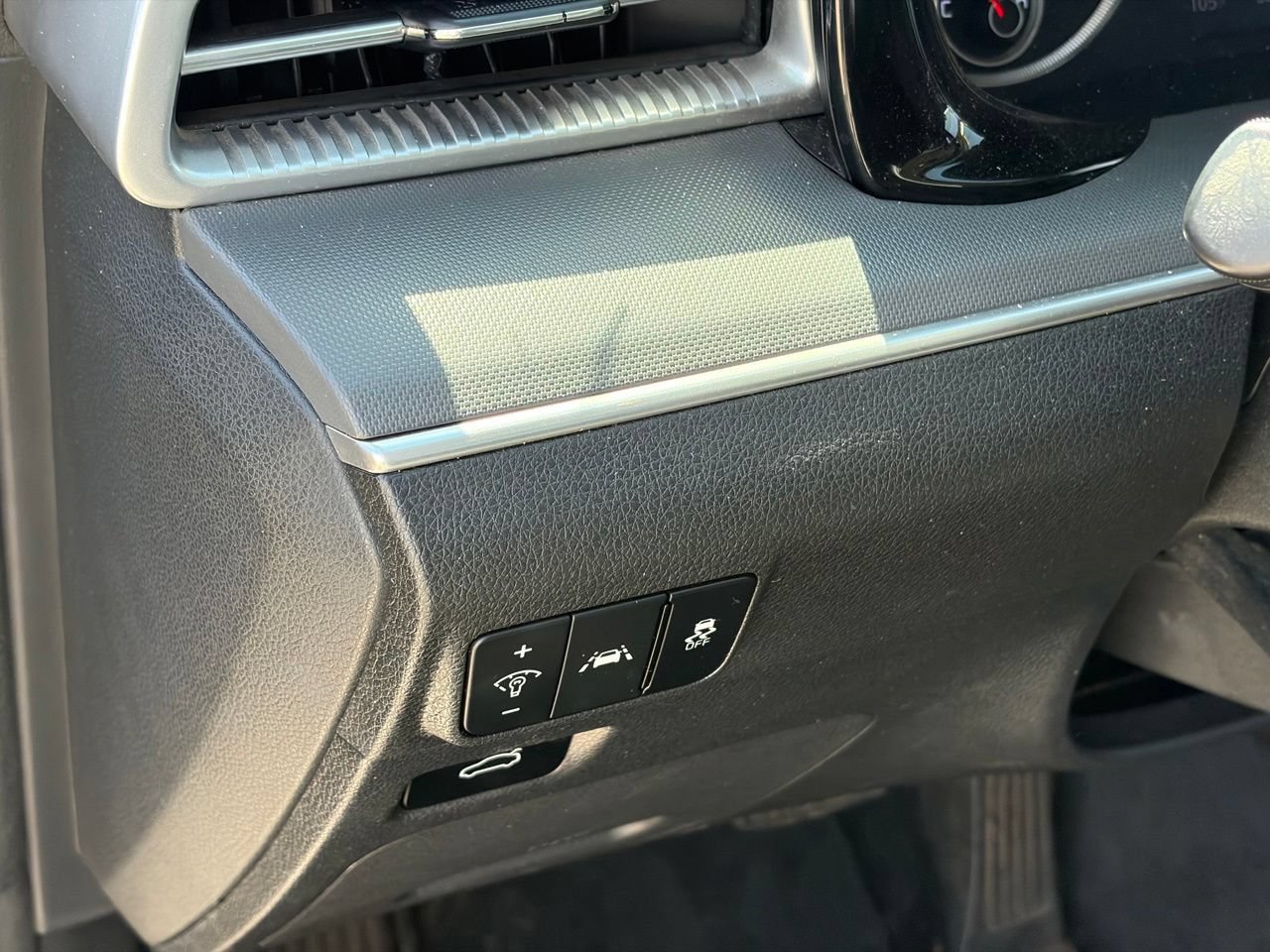 Used 2022 Kia K5 LXS FWD image 8