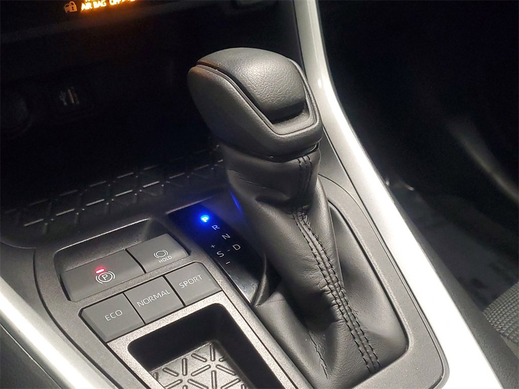 Certified 2024 Toyota RAV4 LE image 28