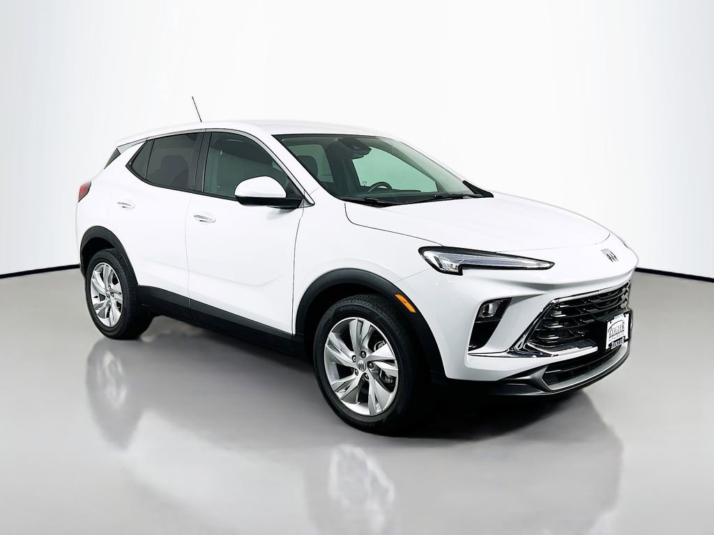 Used 2024 Buick Encore GX Preferred image 3