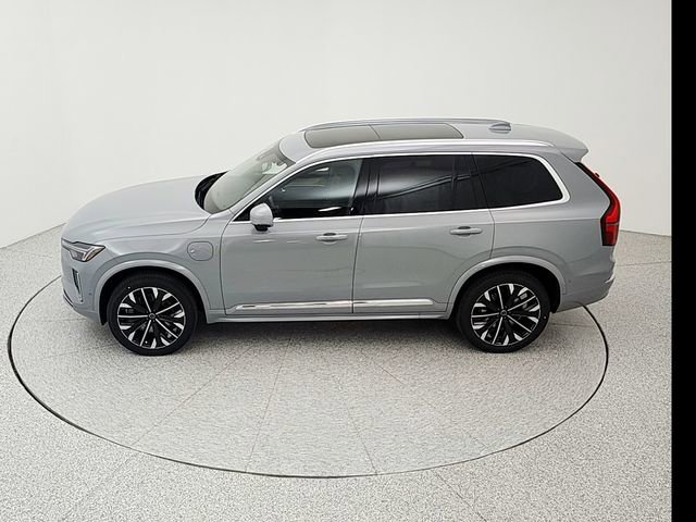 New 2026 Volvo XC90 T8 Plus w/ Protection Package AWD/4WD image 38