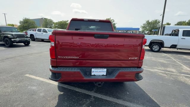 Used 2020 Chevrolet Silverado 1500 RST w/ RST Value Package AWD/4WD image 7