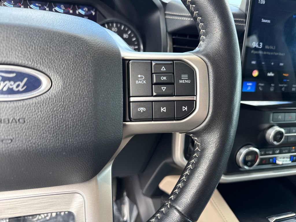 Used 2024 Ford Expedition Max XLT image 16