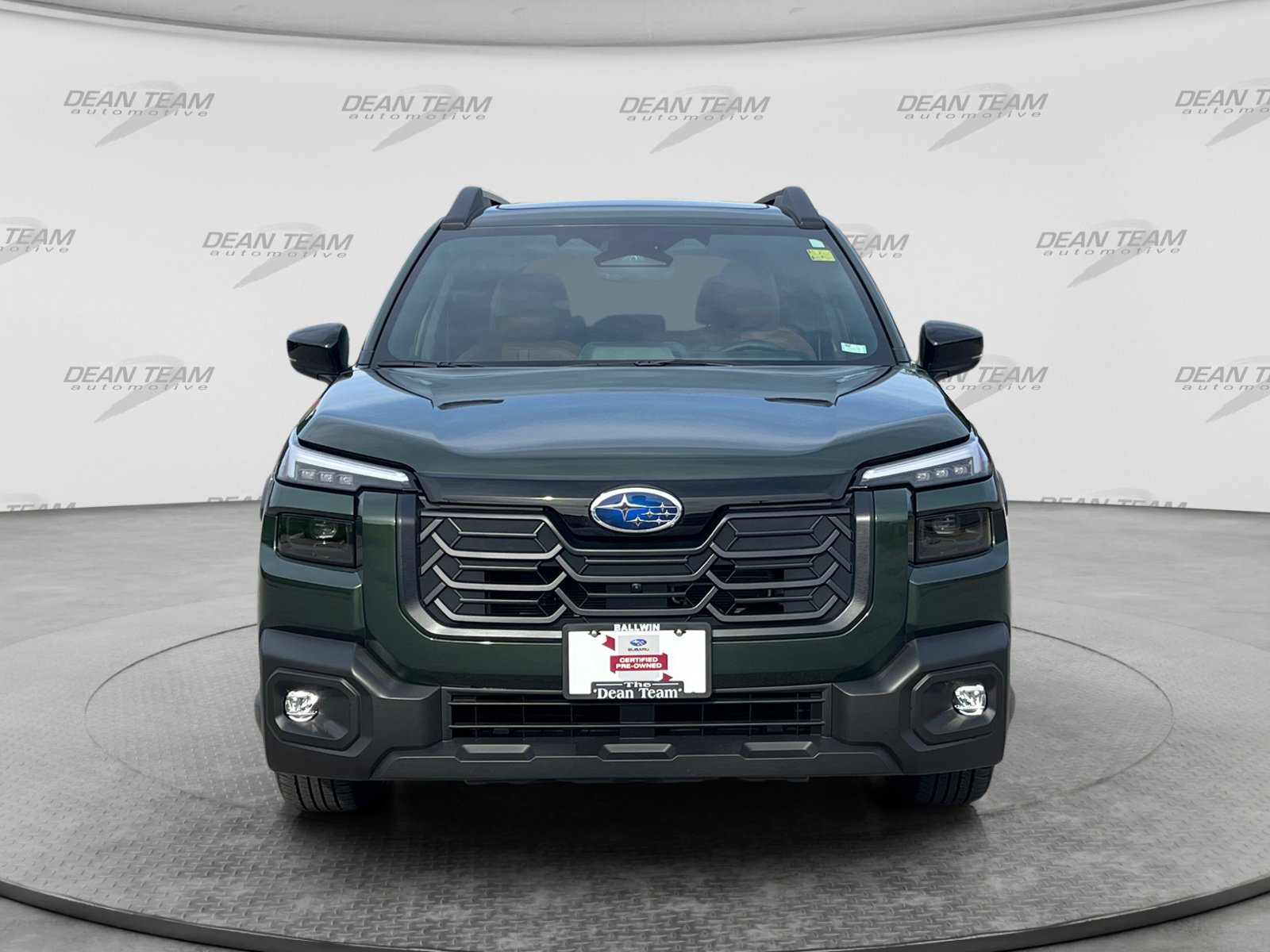 Certified 2026 Subaru Outback Touring AWD/4WD image 2