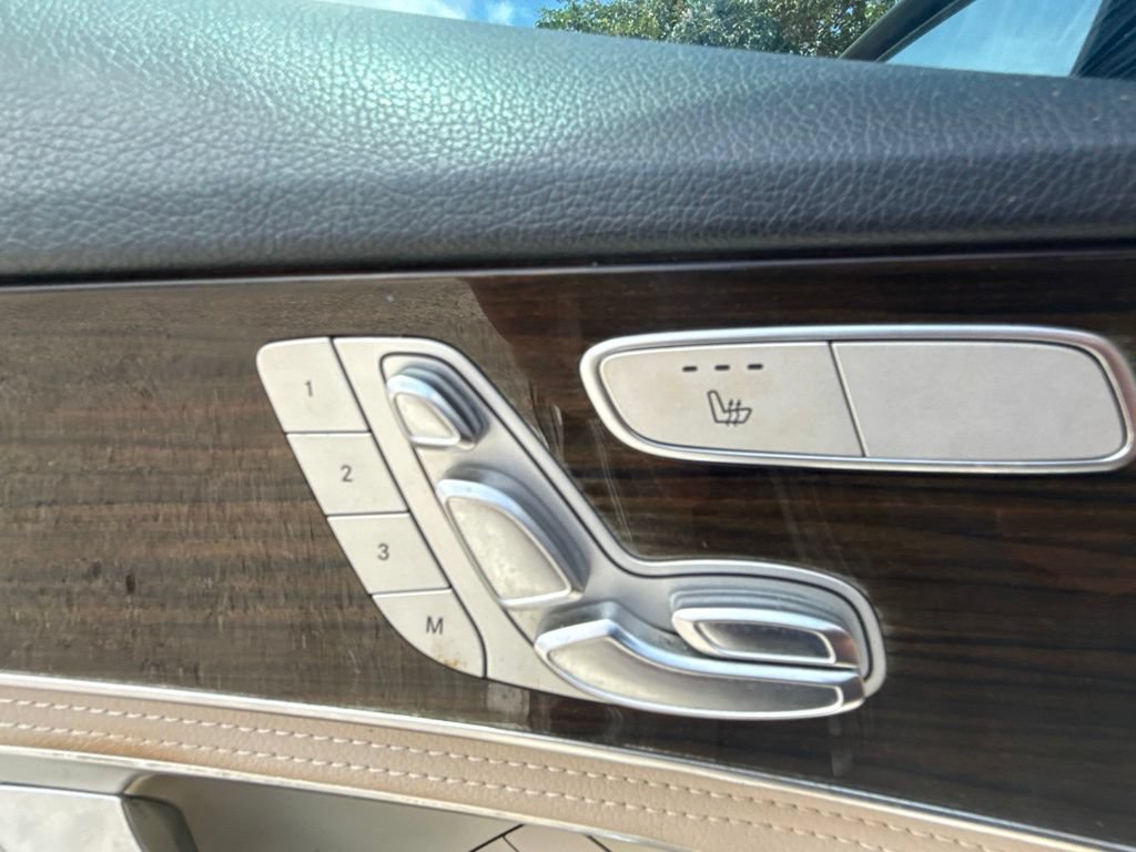 Used 2015 Mercedes-Benz C 300 4MATIC Sedan image 22
