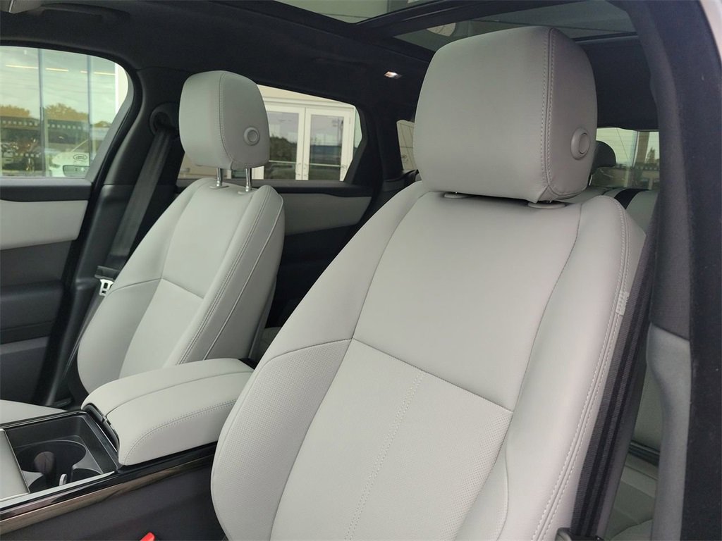 New 2026 Land Rover Range Rover Velar S image 26