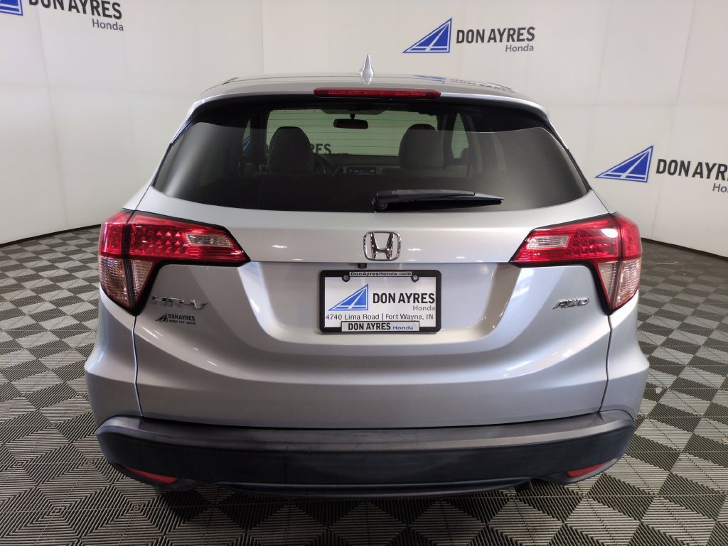 Used 2016 Honda HR-V EX image 4