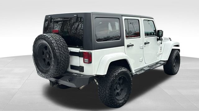 Used 2017 Jeep Wrangler Unlimited Sahara w/ Connectivity Group image 28