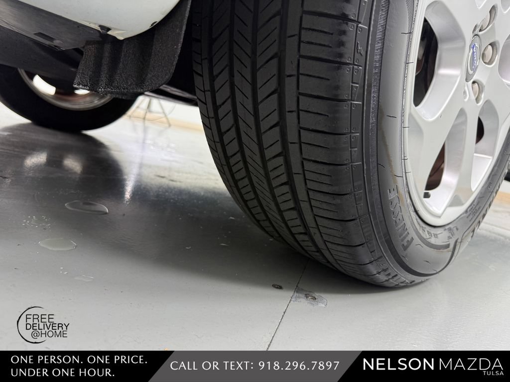 Used 2016 Volvo XC60 T5 w/ Proximity Package FWD image 10