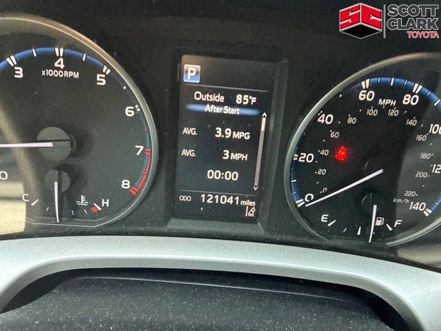 Used 2017 Toyota RAV4 XLE FWD image 3