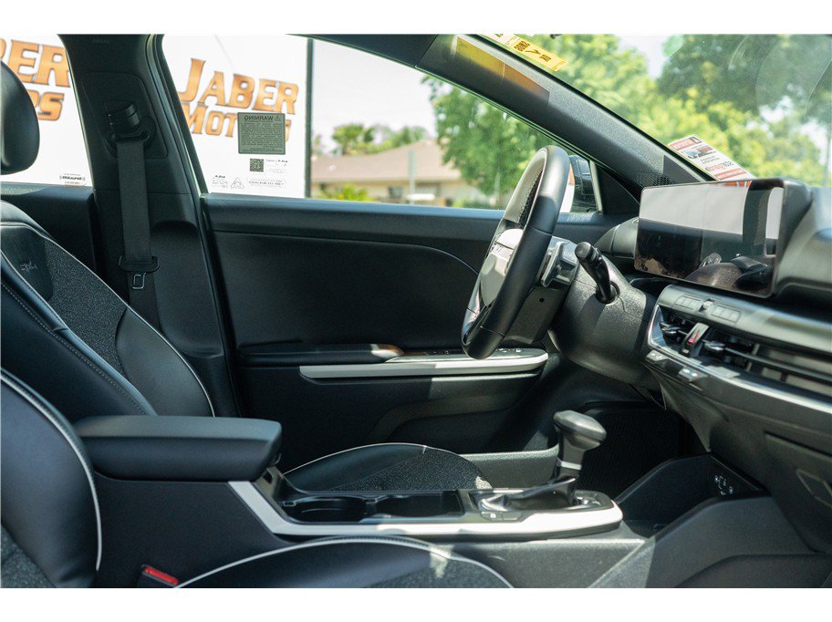 Used 2025 Kia K4 GT-Line w/ GT-Line Sunroof Package FWD image 14